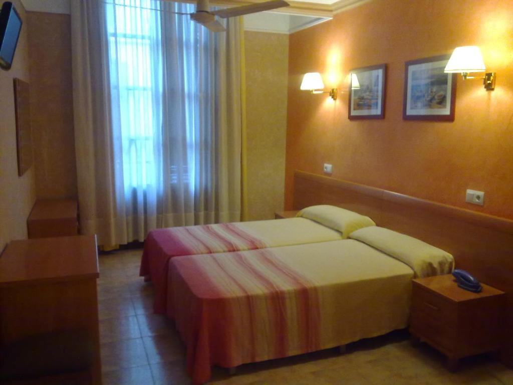Hotel Fornos Barcelona Eksteriør bilde